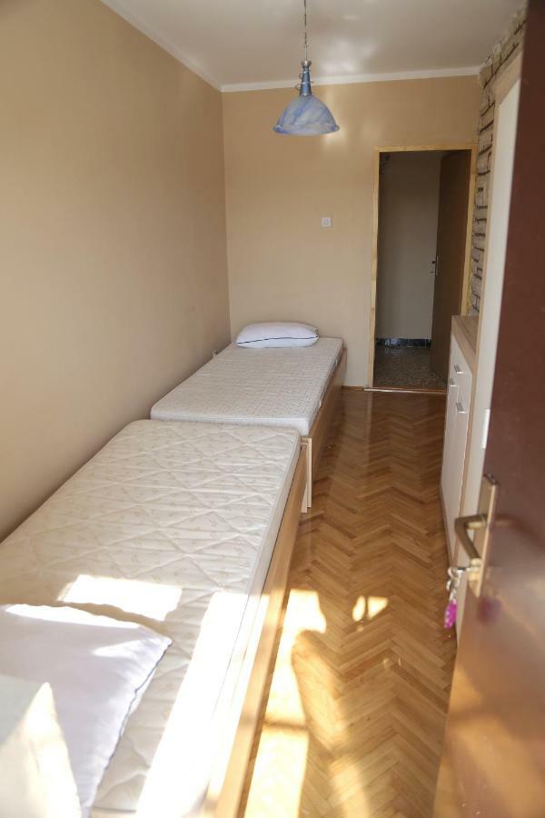 Apartment 51 Gornji Karin Exteriör bild